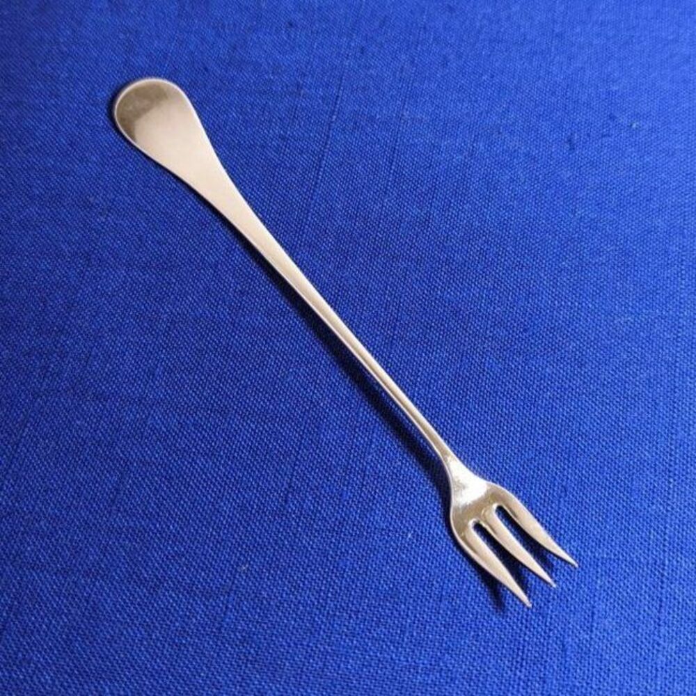 Reed & Barton cocktail fork silver plated 5.75 inch